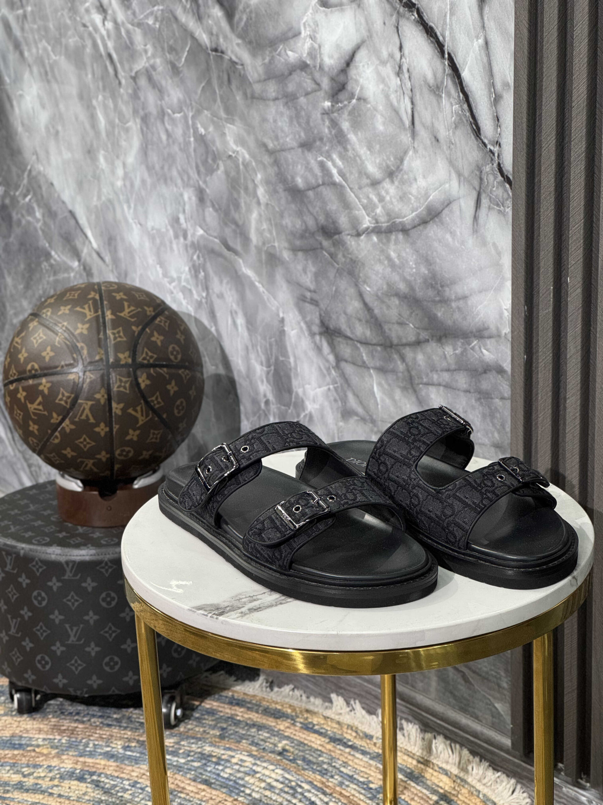 MEN_SANDALS (27)_compressed