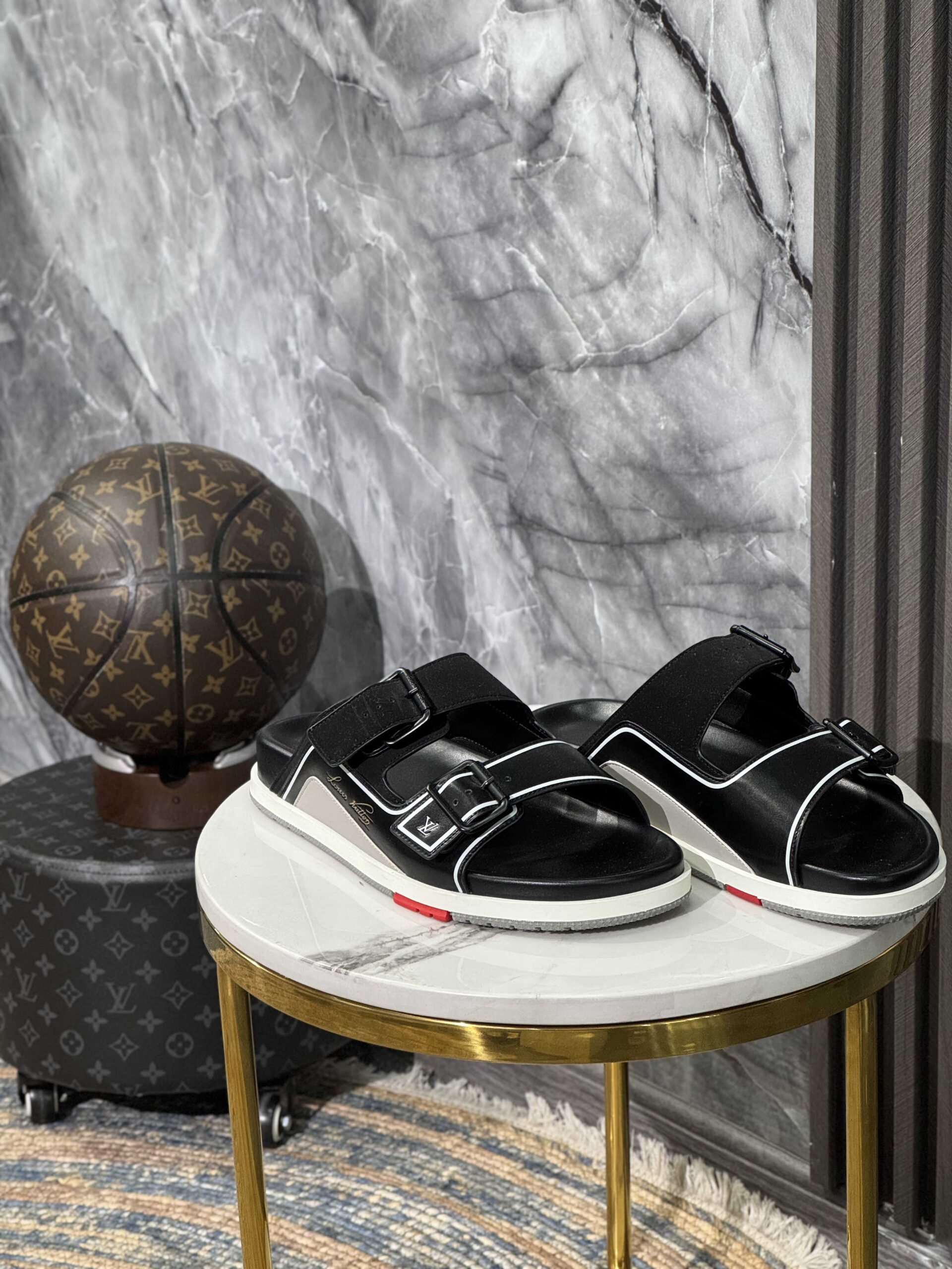 MEN_SANDALS (45)_compressed