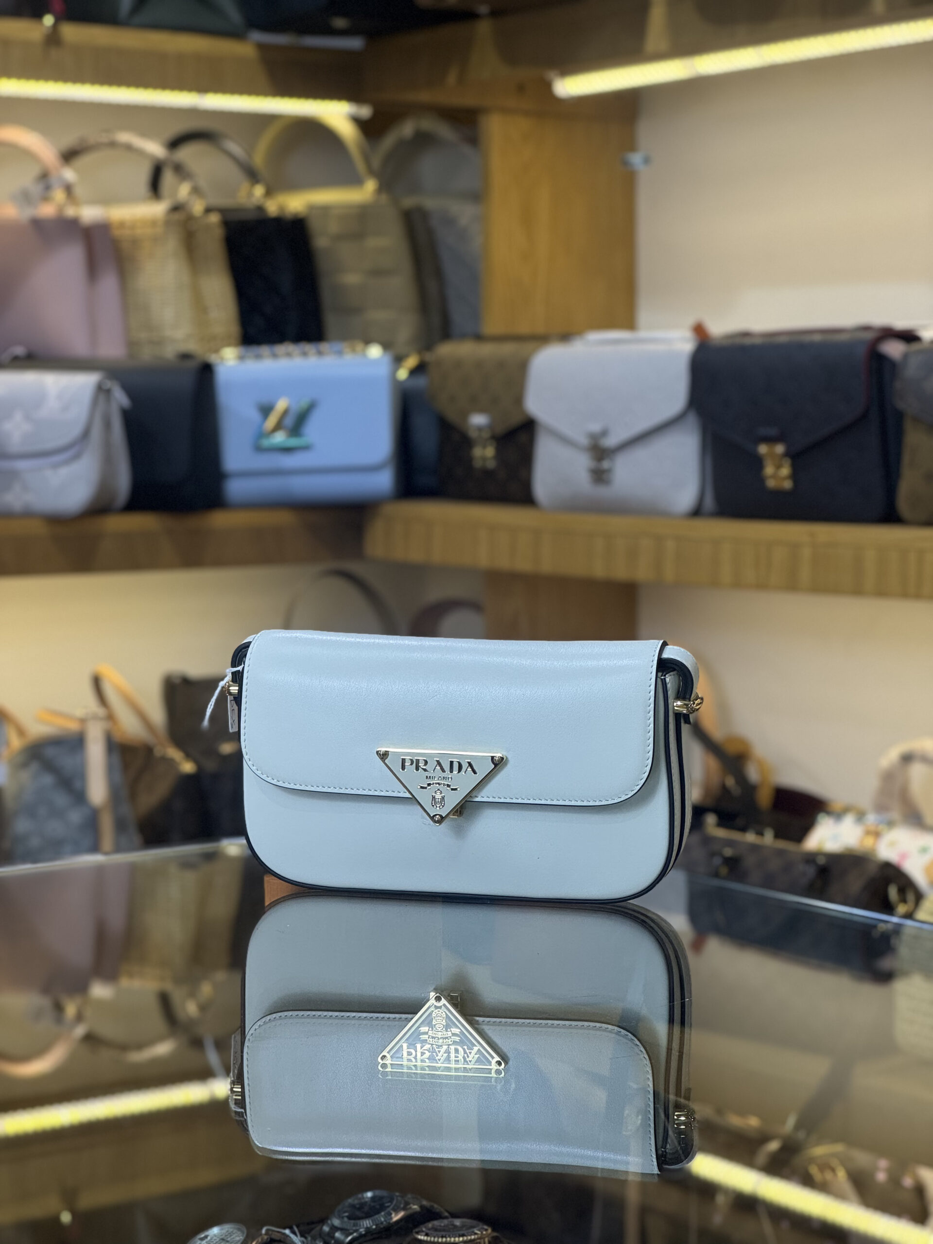PRADA (1)