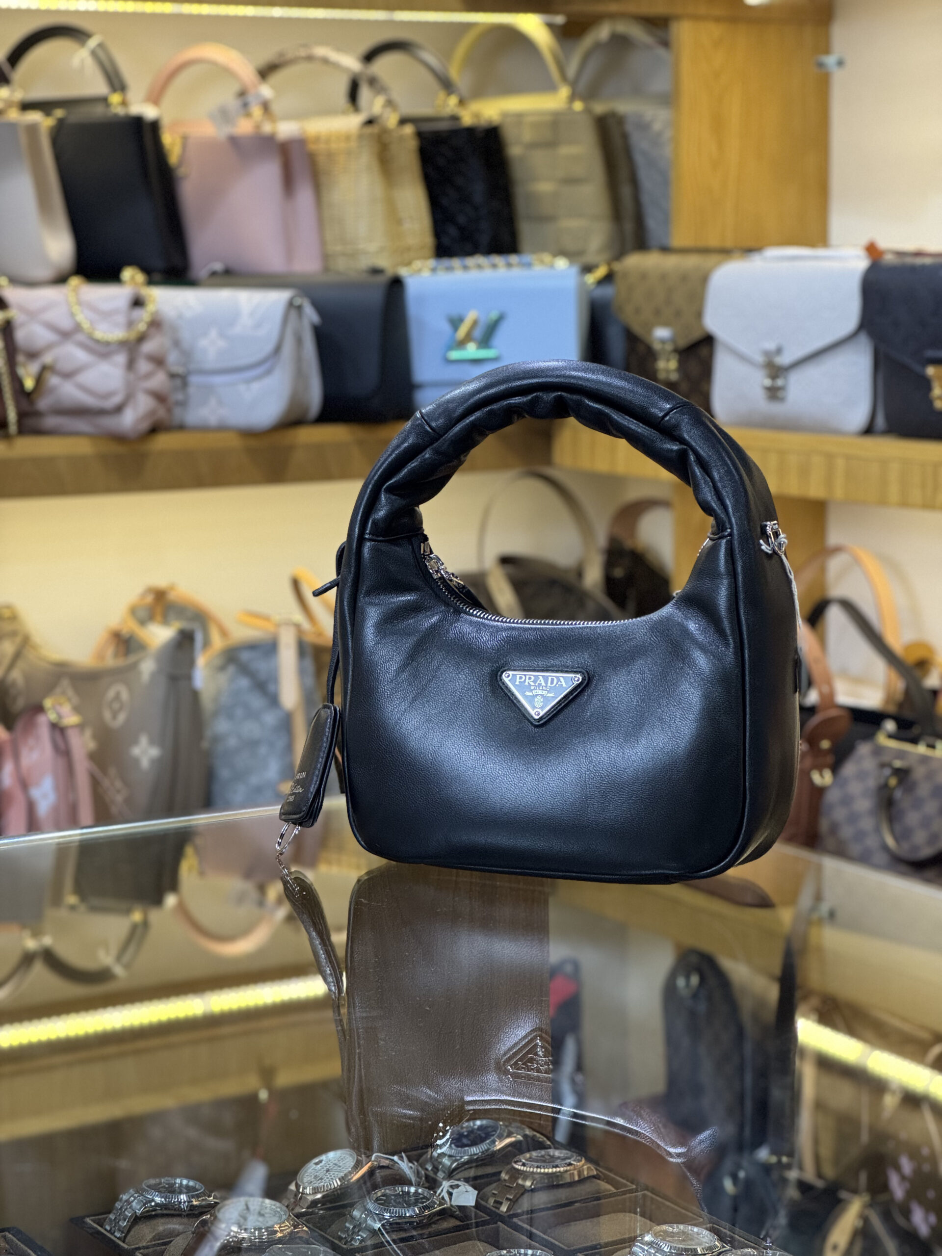 PRADA (10)