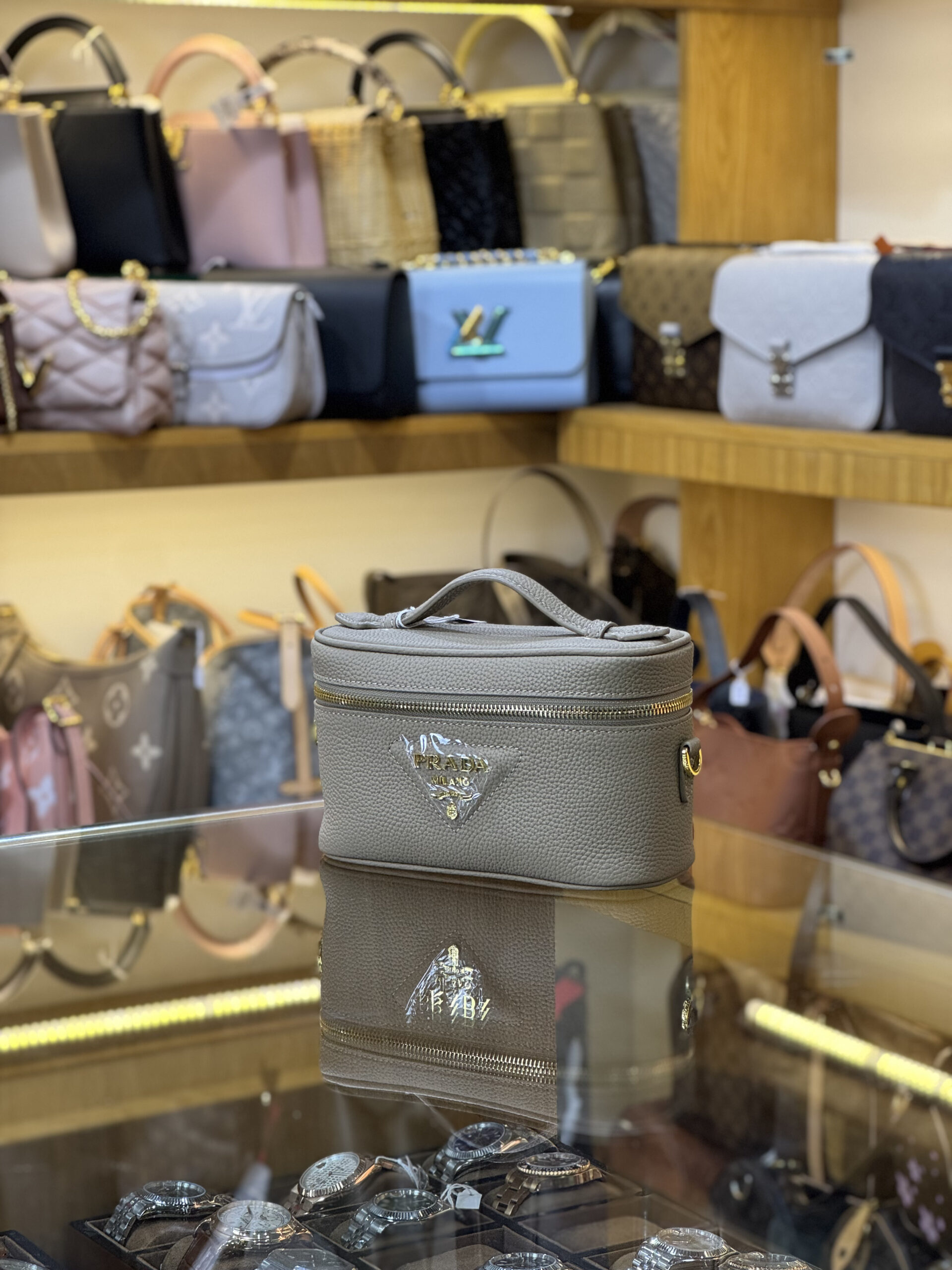 PRADA (11)