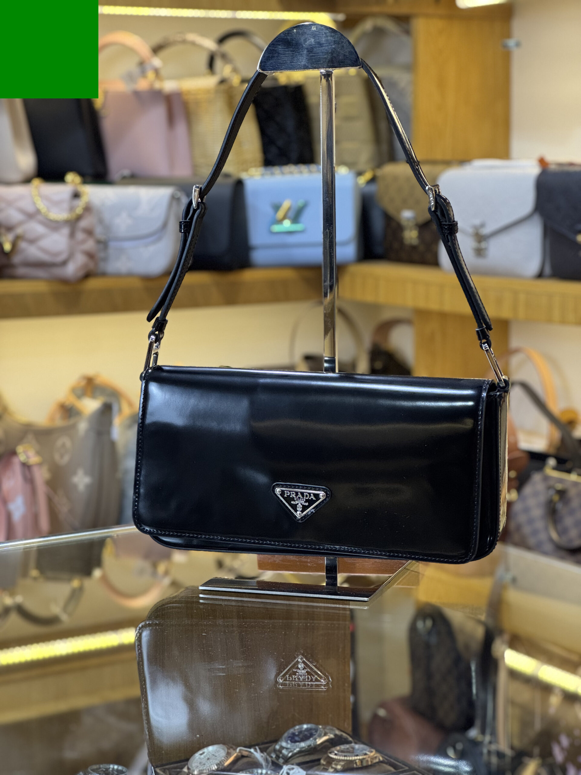 PRADA (17)