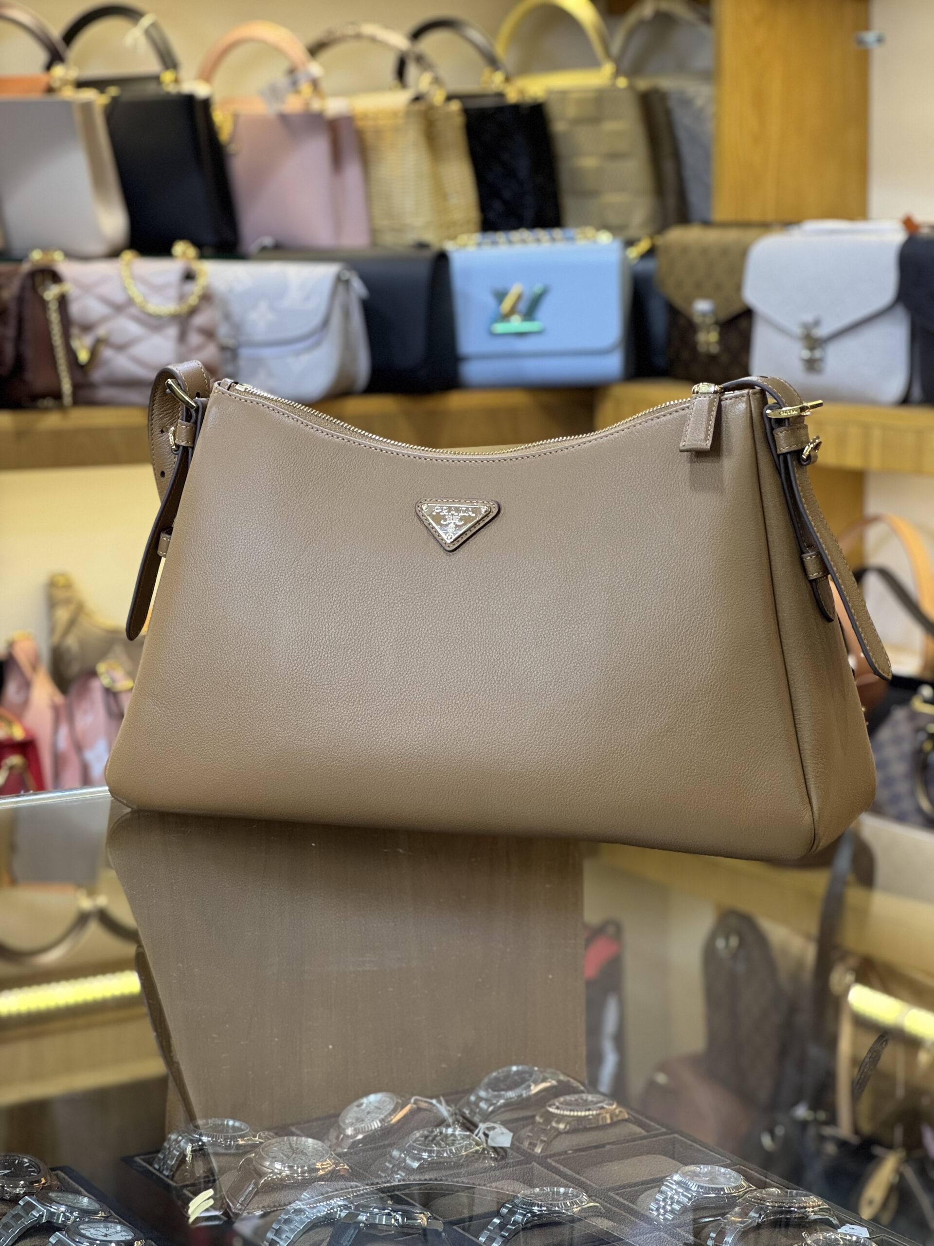 PRADA (22)