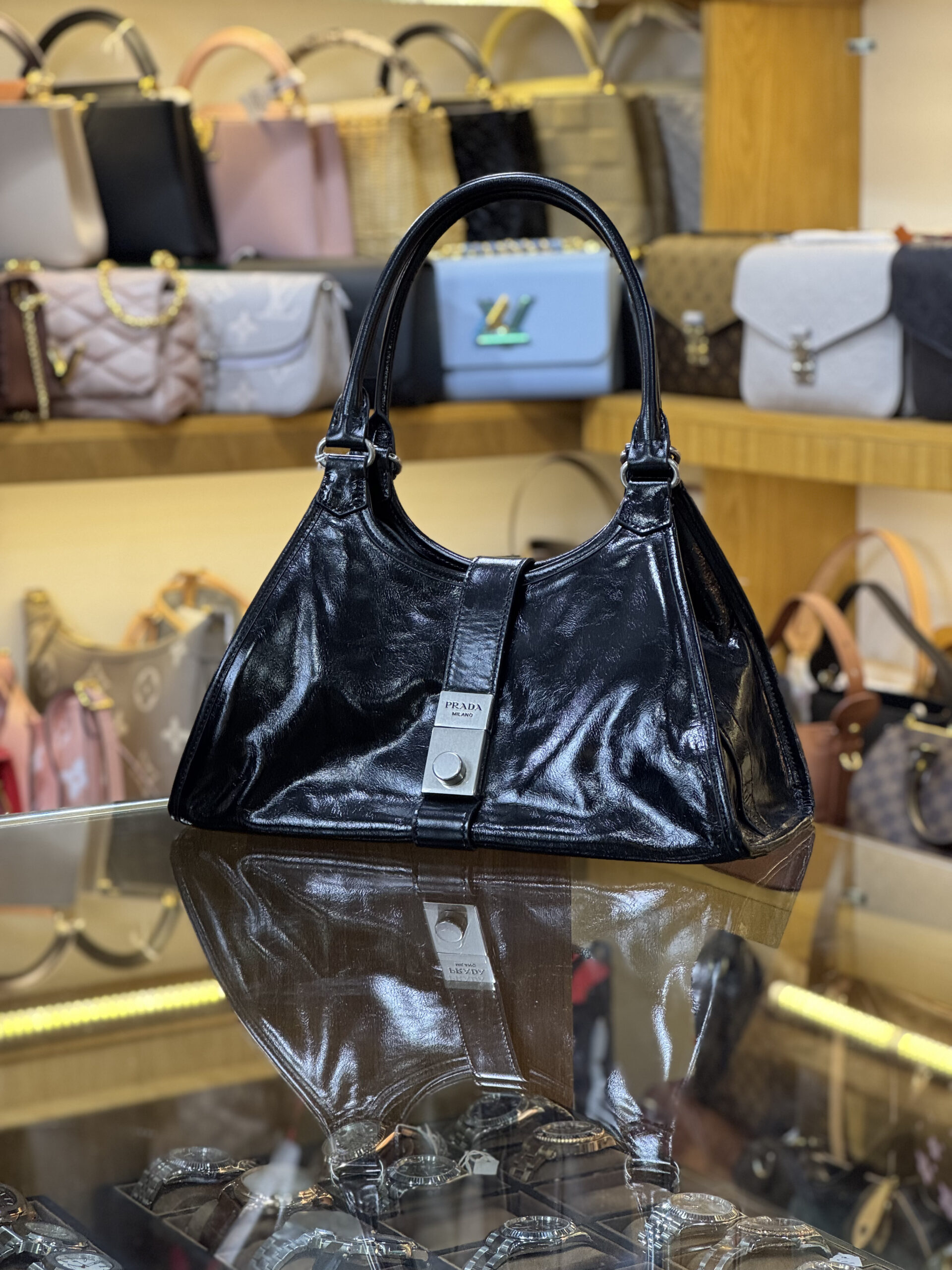 PRADA (24)