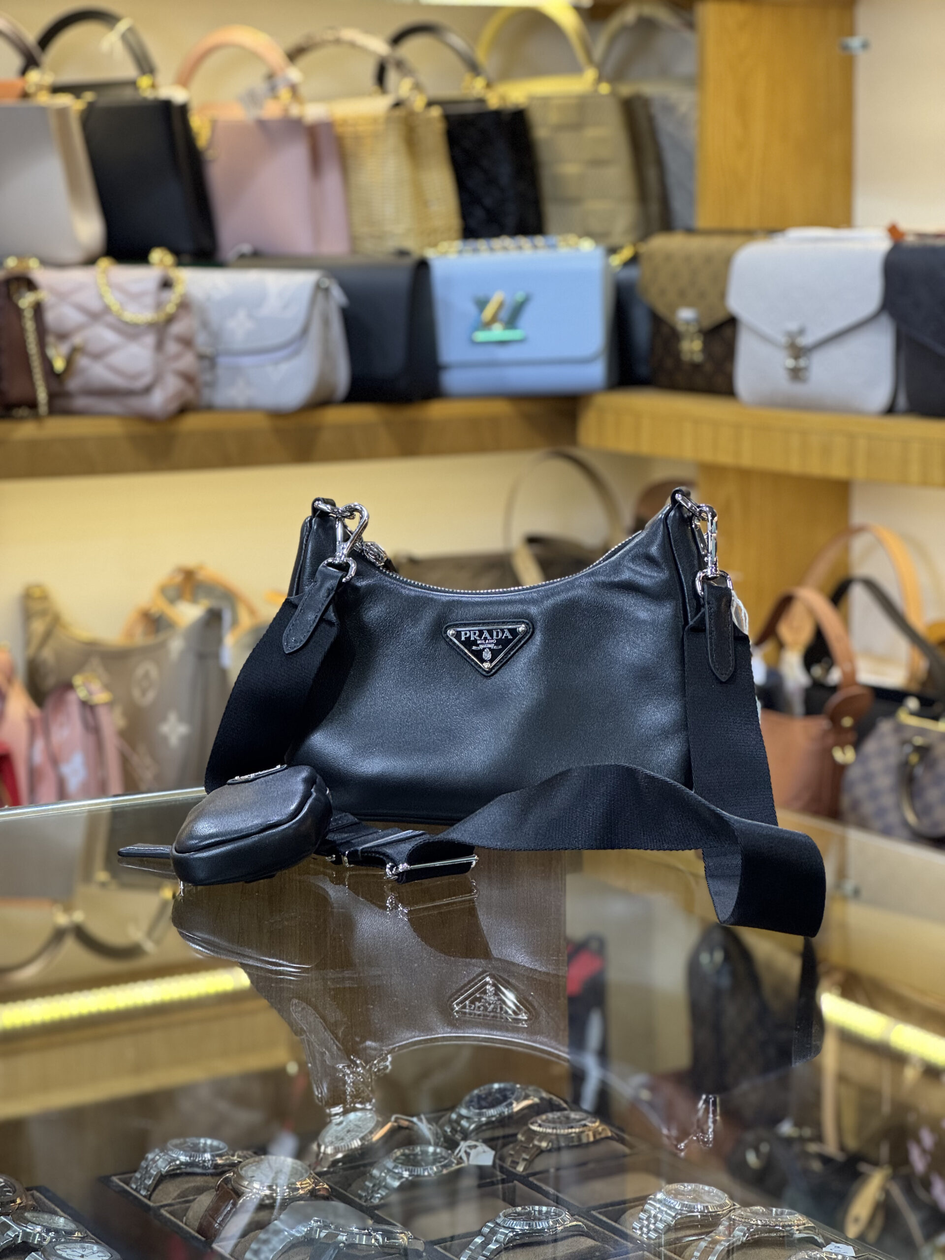 PRADA (25)